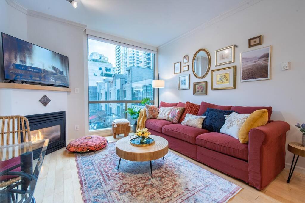 Apartment Heart Of Downtown King Suite/parkng/pool/gym/sauna