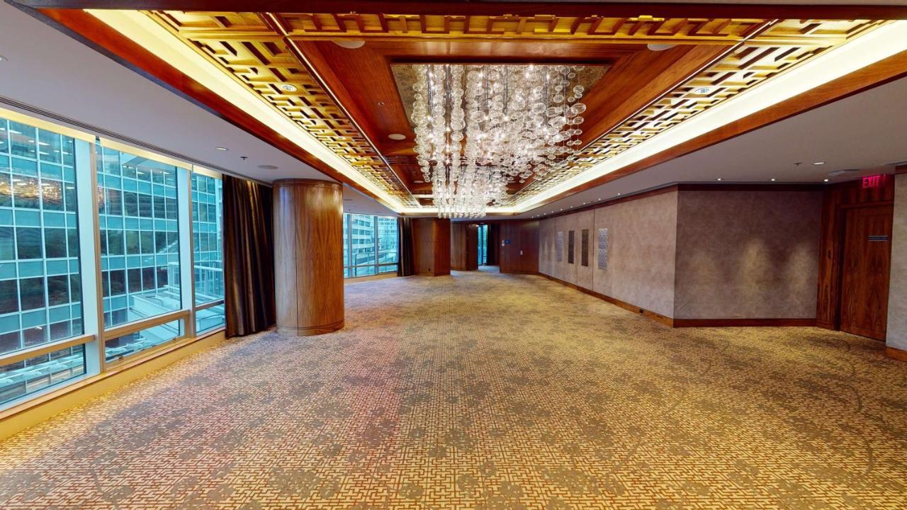 Shangri-la Hotel Vancouver