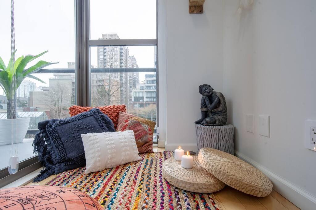 Apartment Heart Of Downtown King Suite/parkng/pool/gym/sauna