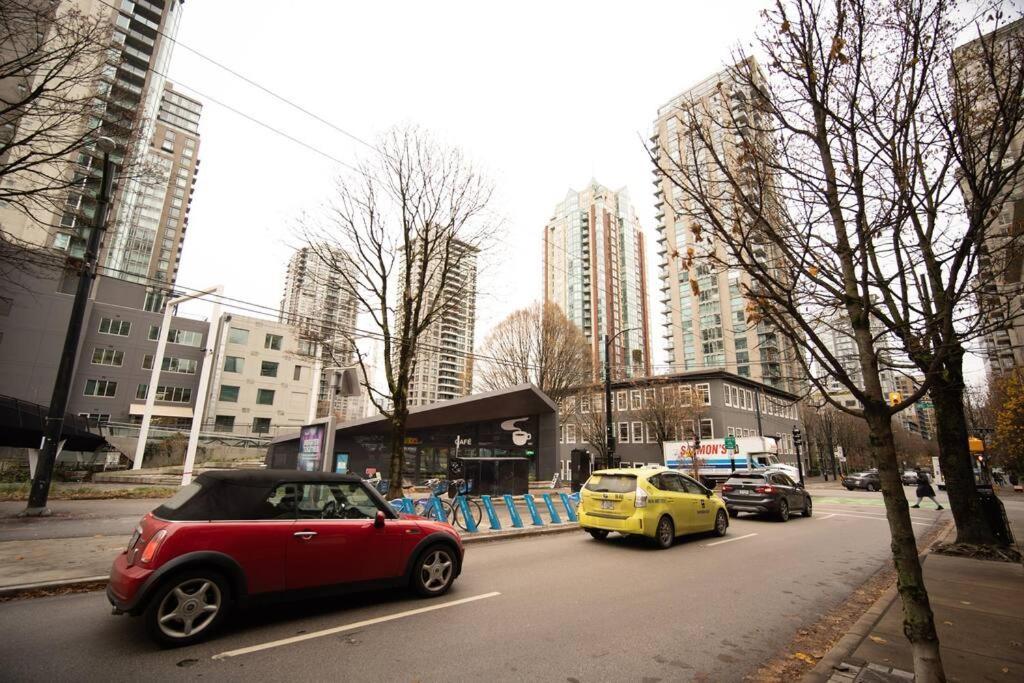 Apartment Heart Of Downtown King Suite/parkng/pool/gym/sauna *