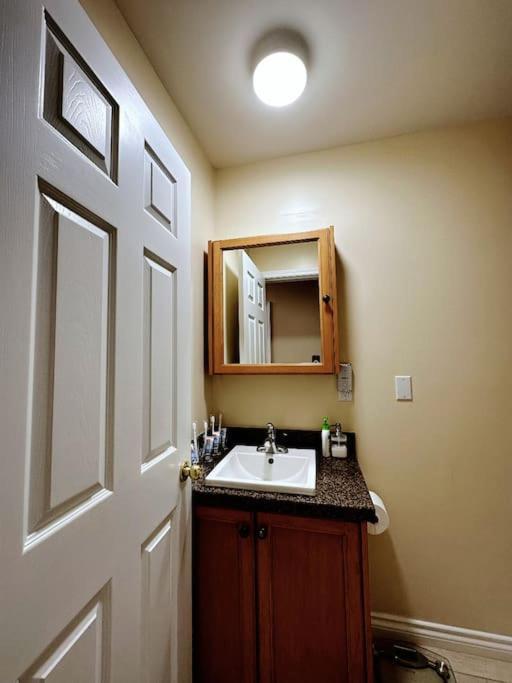 Super Cosy 8bed & 6bath In Heart Near To Airport