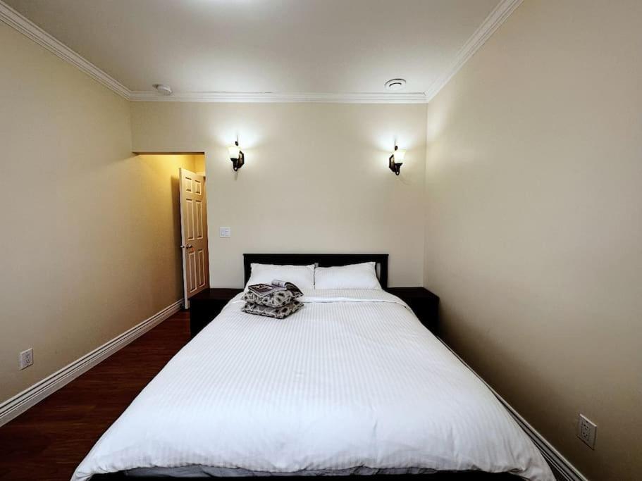 Super Cosy 8bed & 6bath In Heart Near To Airport *