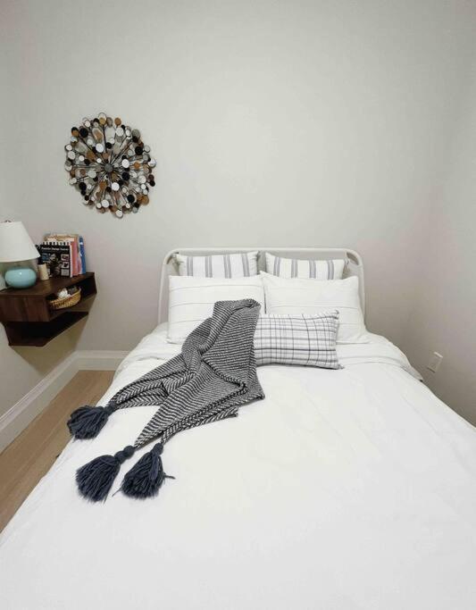 Apartment A Gentle Hideaway In The Urban Forest West End Downtown