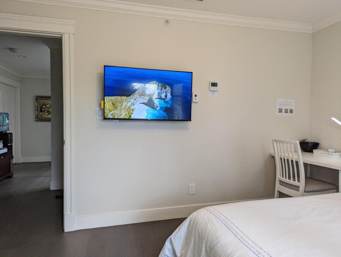 Away At Near Yvr Homestay Vancouver
