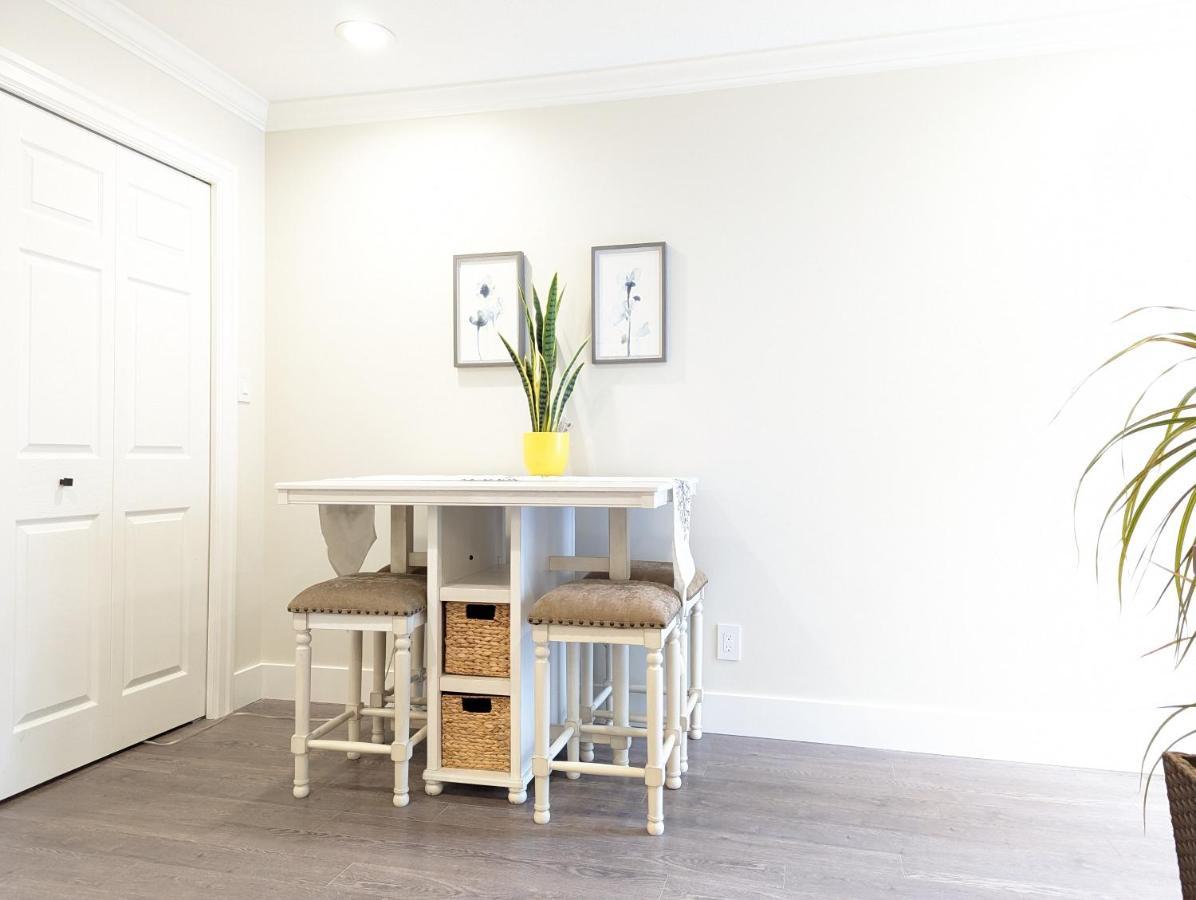 Away At Near Yvr Homestay Vancouver