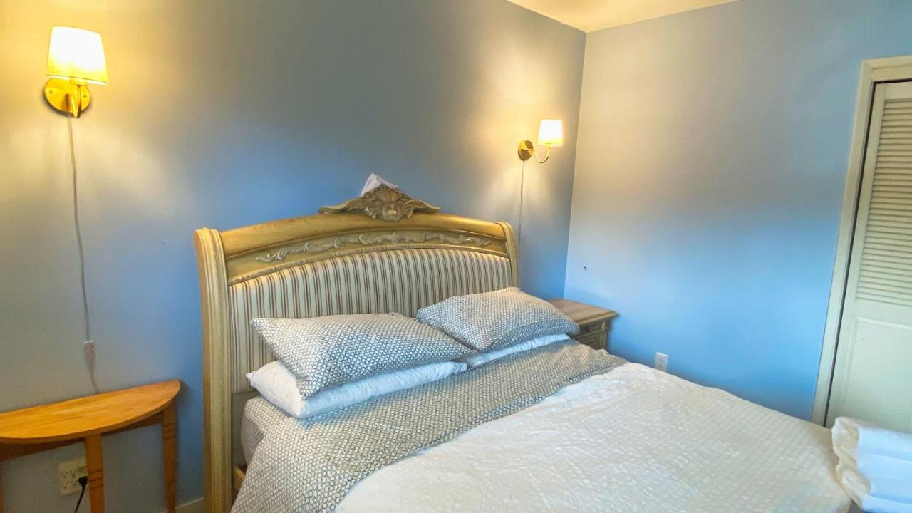 Spacious 15mins To Downtown * Vancouver