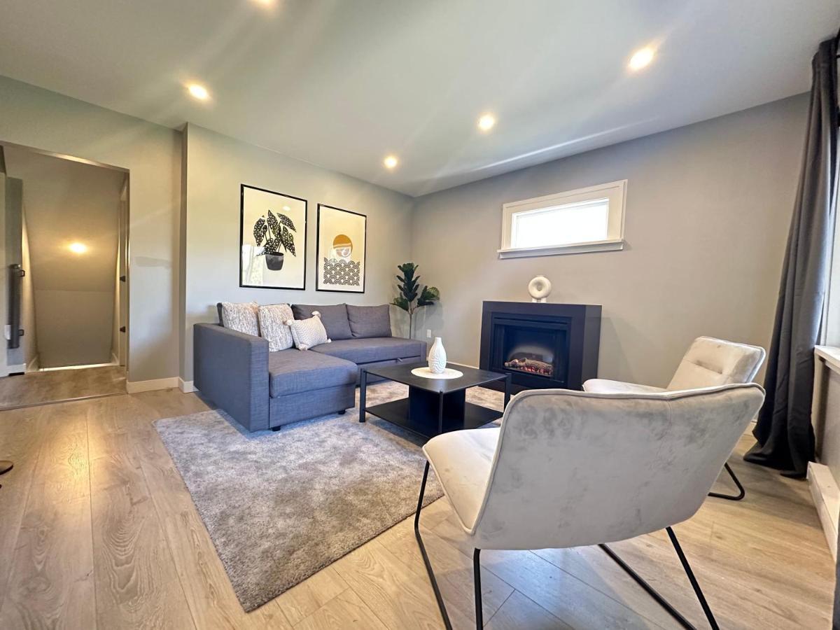 Spacious 4 Bedroom House In Park Drive Holiday home