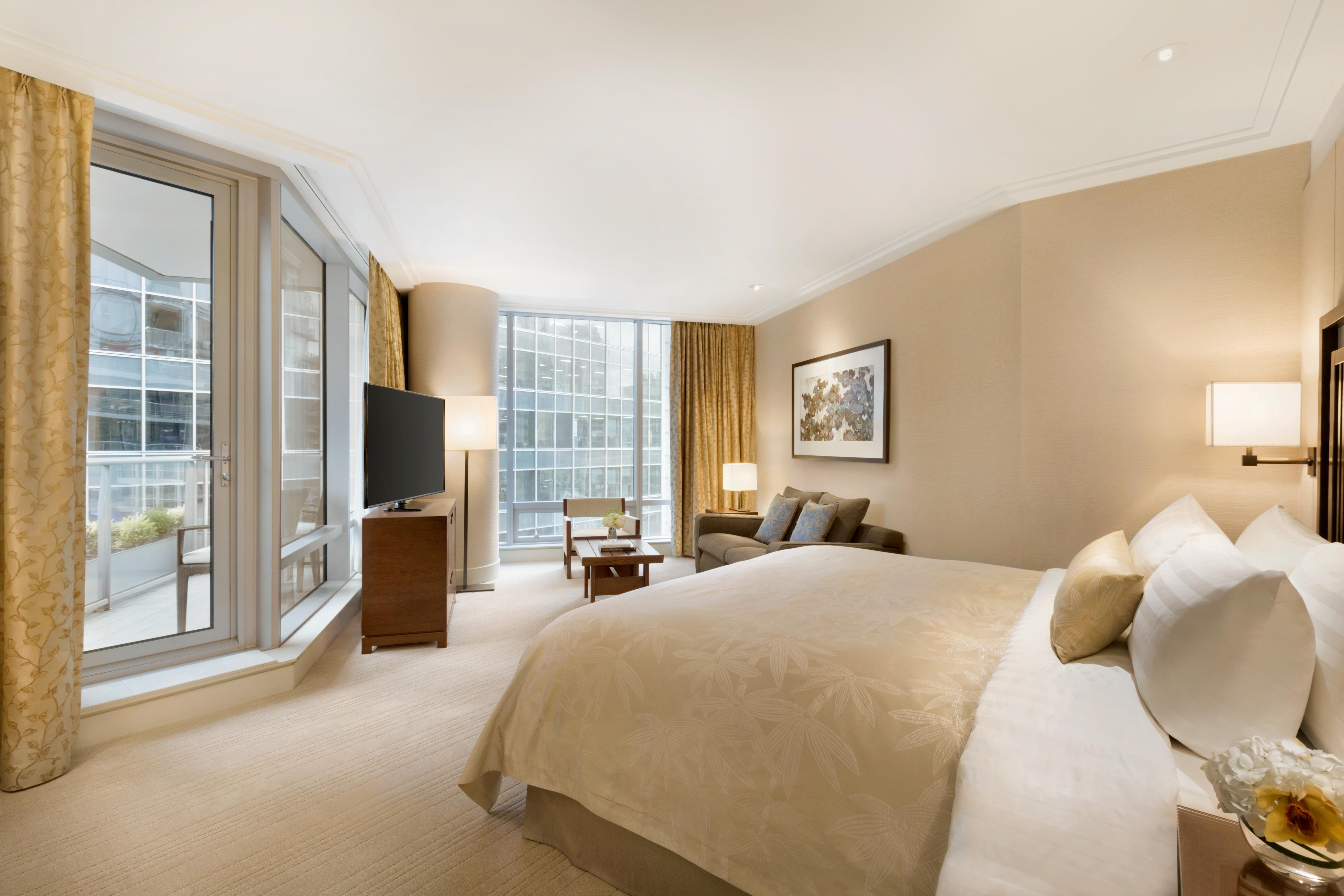 Shangri-la Hotel Vancouver