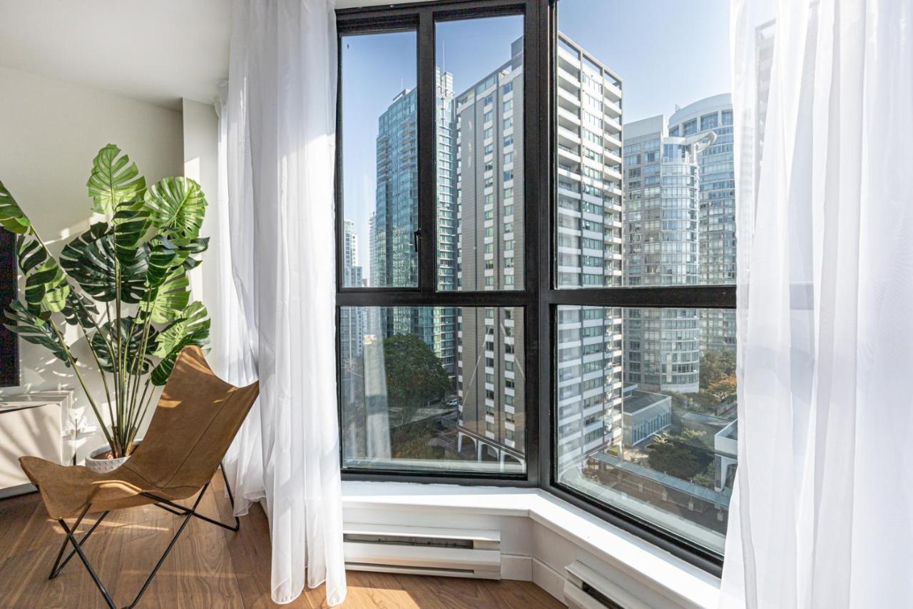 Amazing Location - 2bdrm/2bath - Right On Robson *