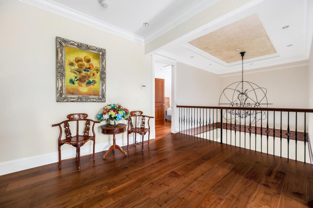 Cozy 1-bedroom Share House In The Heart Of Homestay Vancouver