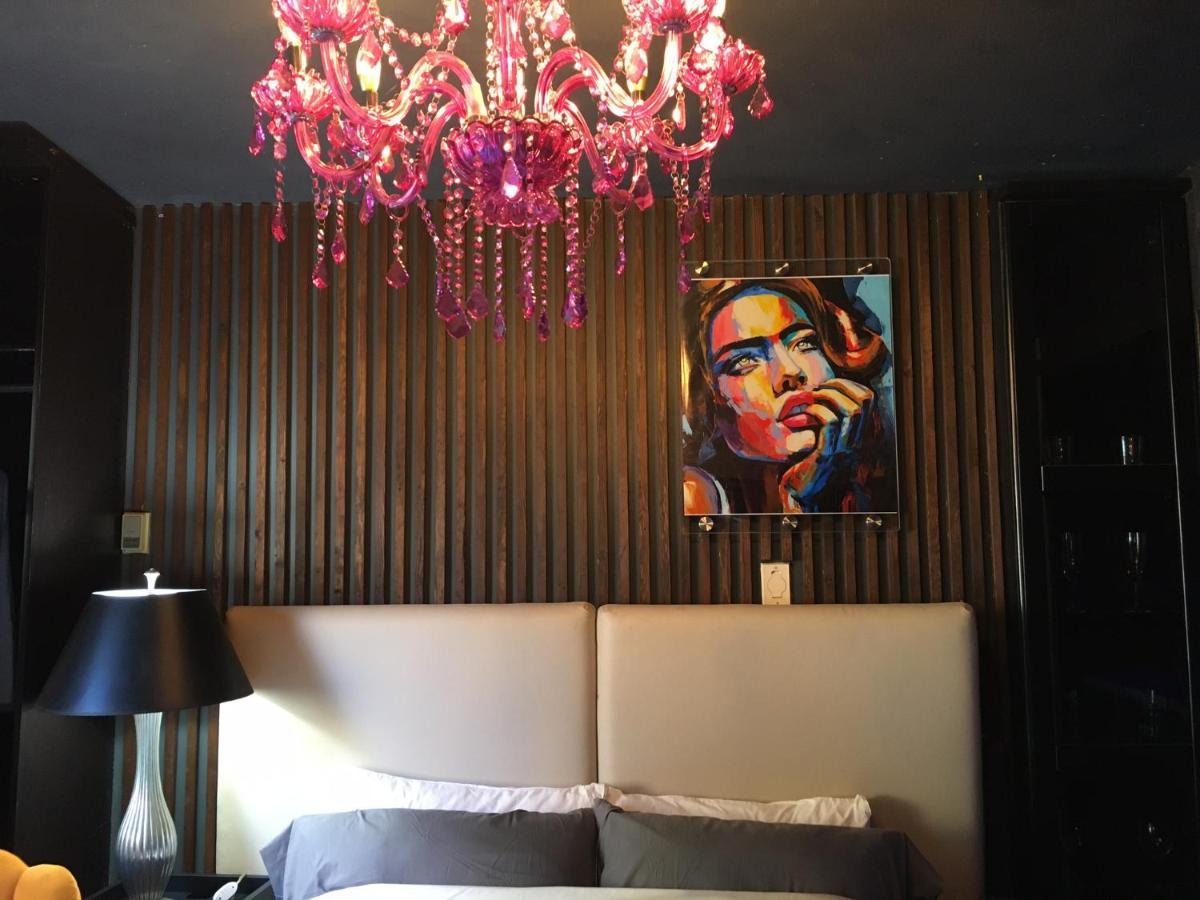 Style Basement Homestay *