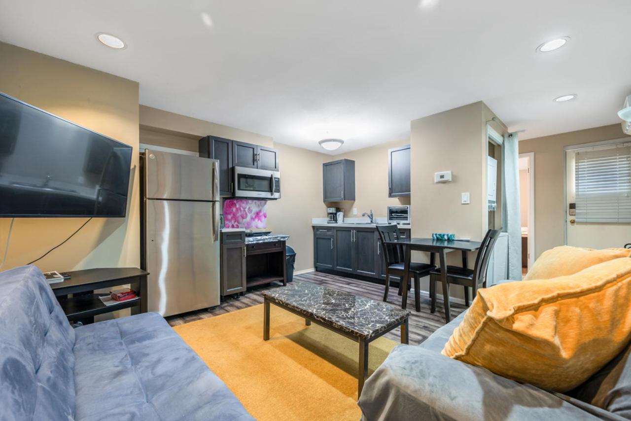 Exquisite Sublevel Retreat In West *
