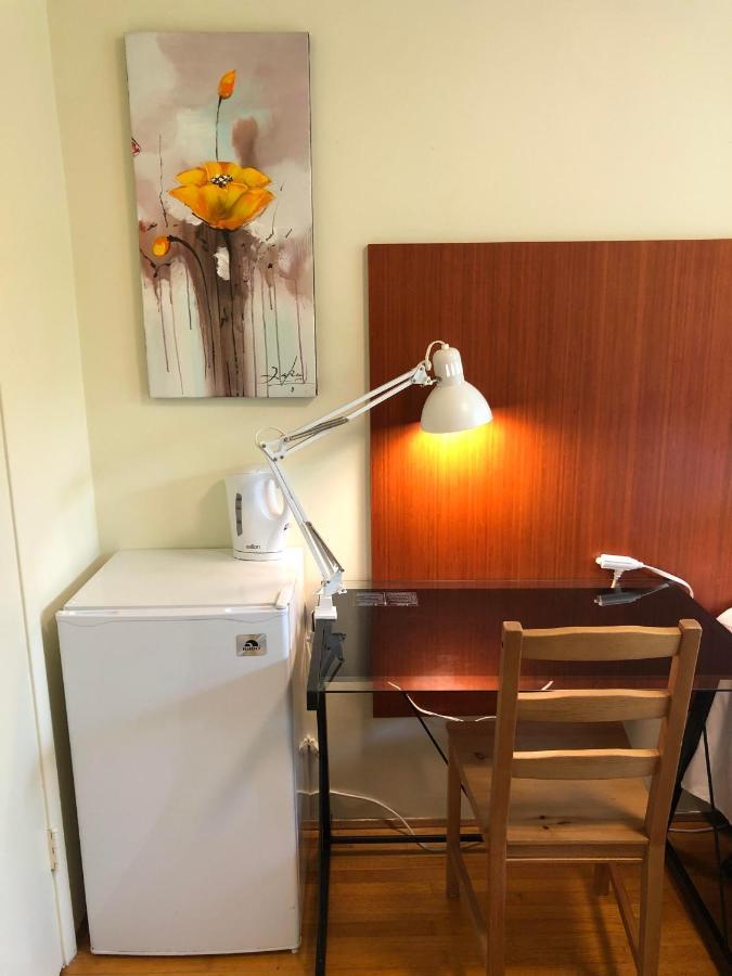 Cozy Guest Close To Downtown & Sights & 7-eleven Convenience Store