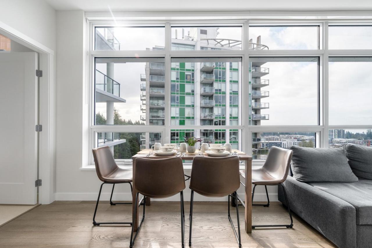 Urban Oasis: Stylish Retreat At Ubc Apartment Vancouver