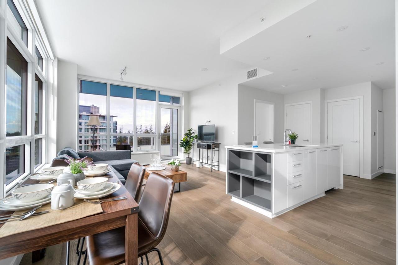 Urban Oasis: Stylish Retreat At Ubc