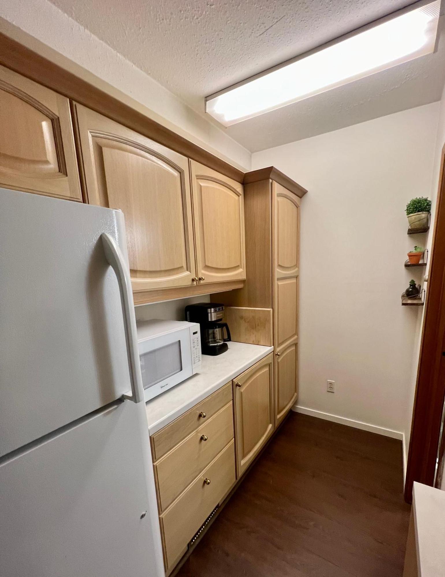 Charming Heritage With Mountain And City Views *
