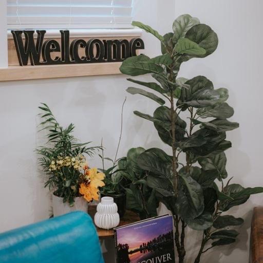 A Gentle Hideaway In The Urban Forest West End Downtown Apartment Vancouver