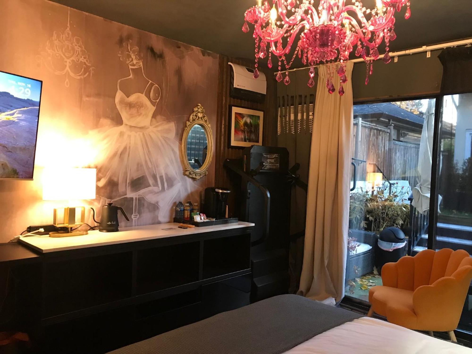 Homestay Style Basement