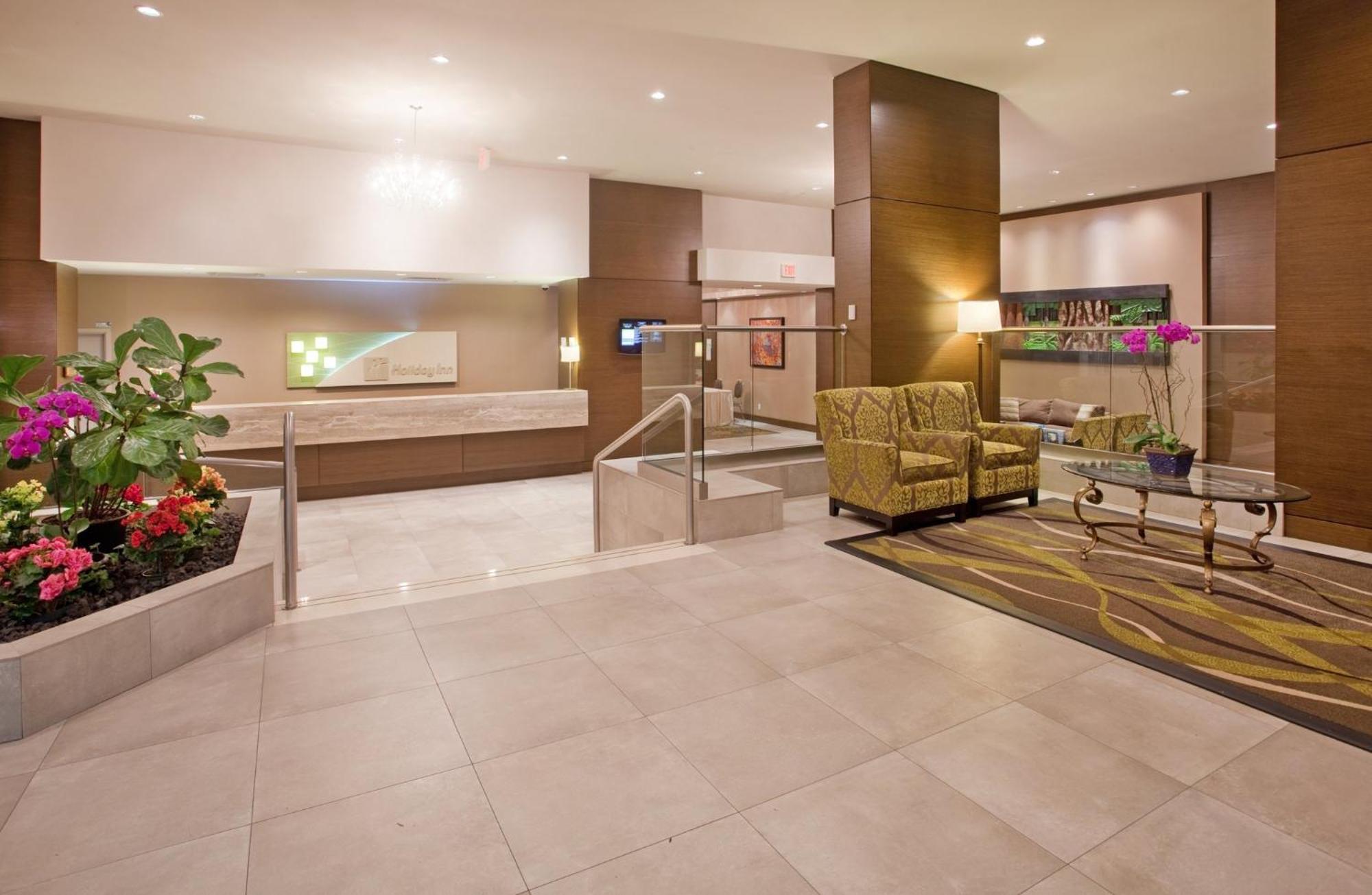 Vancouver-centre Broadway By Ihg 3* Vancouver