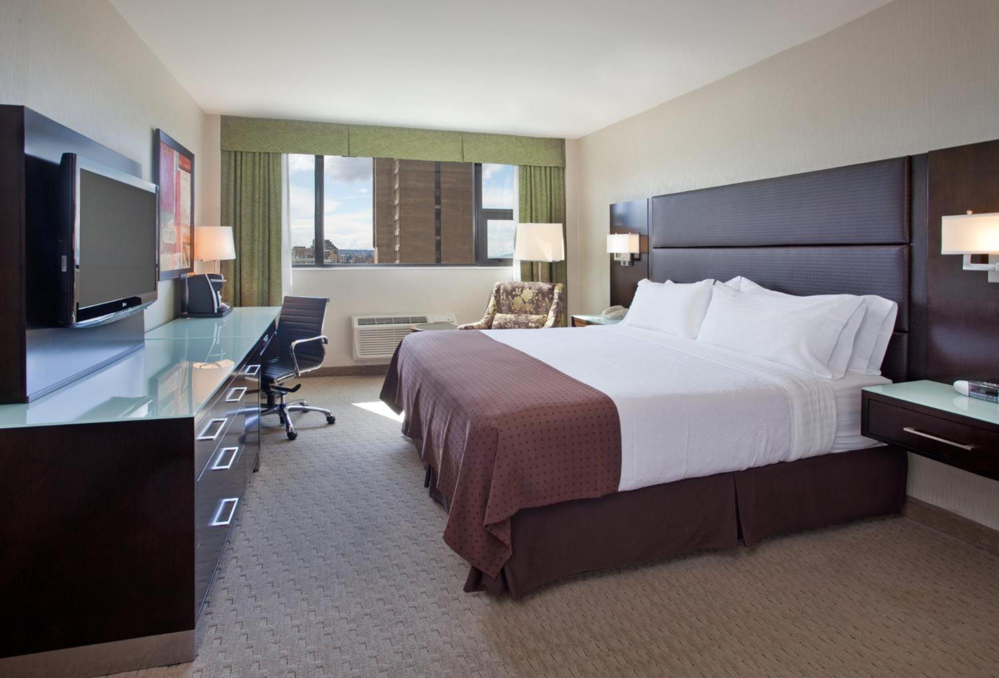 Hotel Vancouver-centre Broadway By Ihg Vancouver