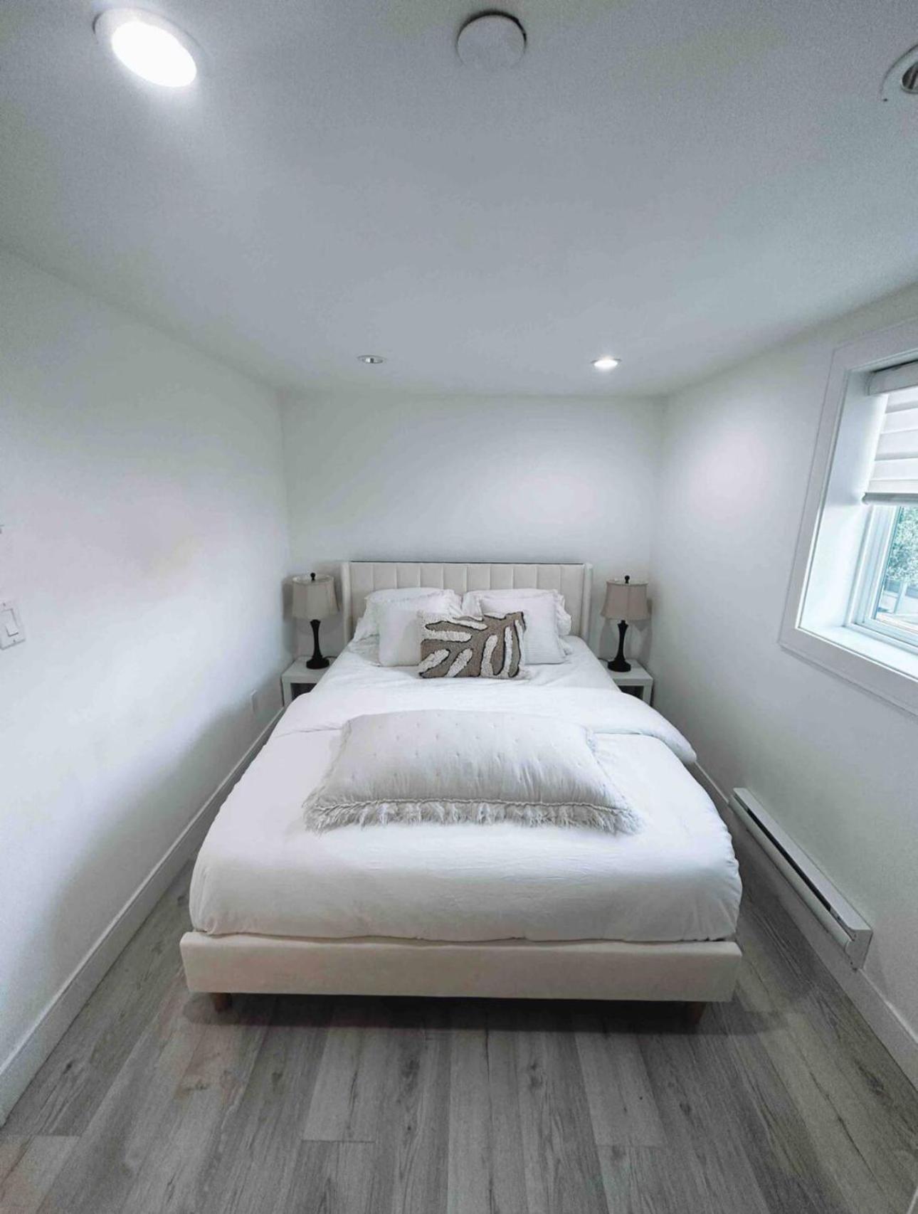 Modern In Close To Downtown And Airport