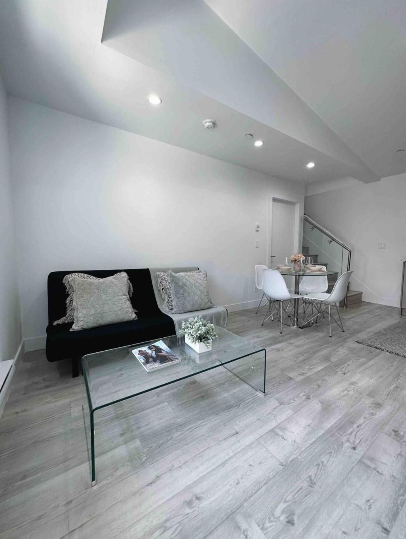 Modern In Close To Downtown And Airport *