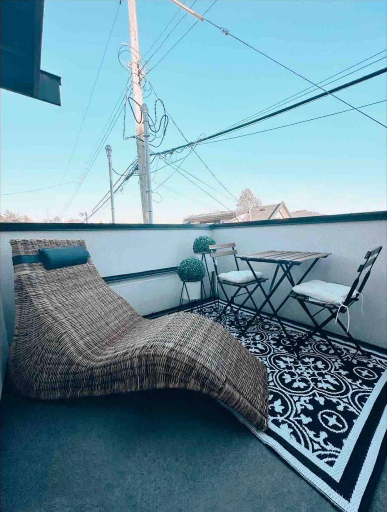 Holiday home Modern In Close To Downtown And Airport *
