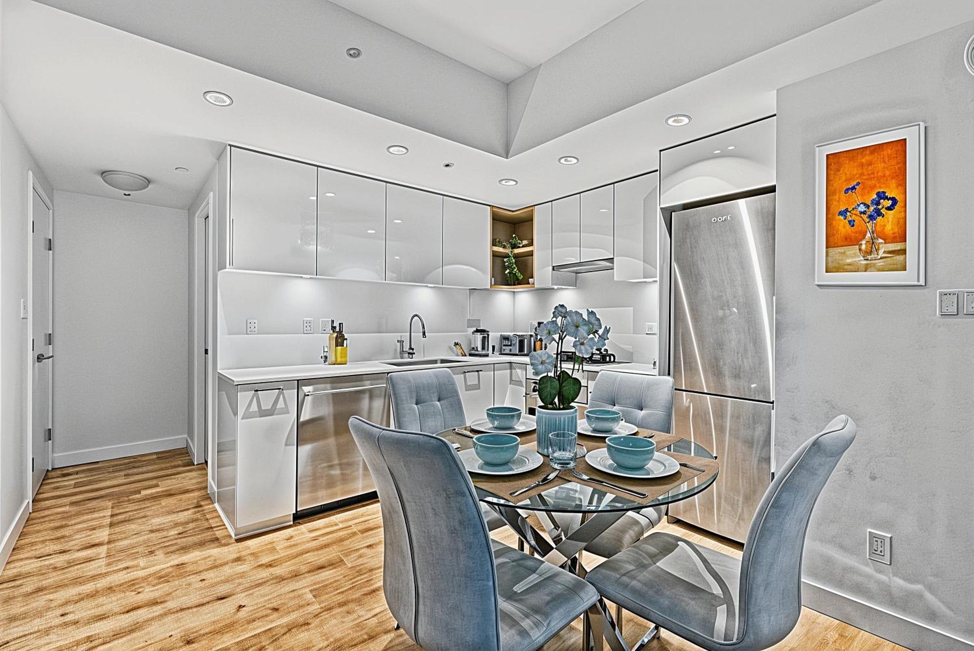 Apartment Modern 2-bedroom Duplex In The Heart Of Downtown