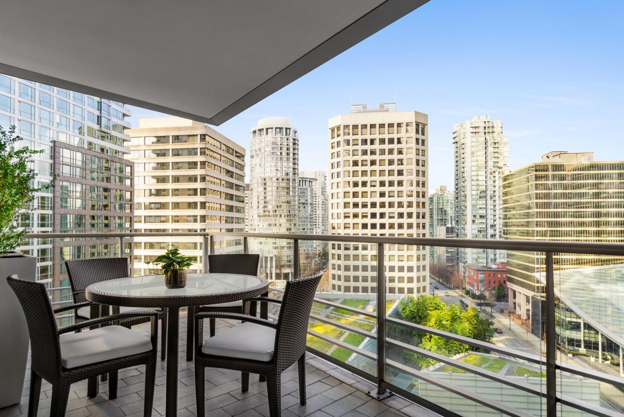 Hotel Shangri-la 5*