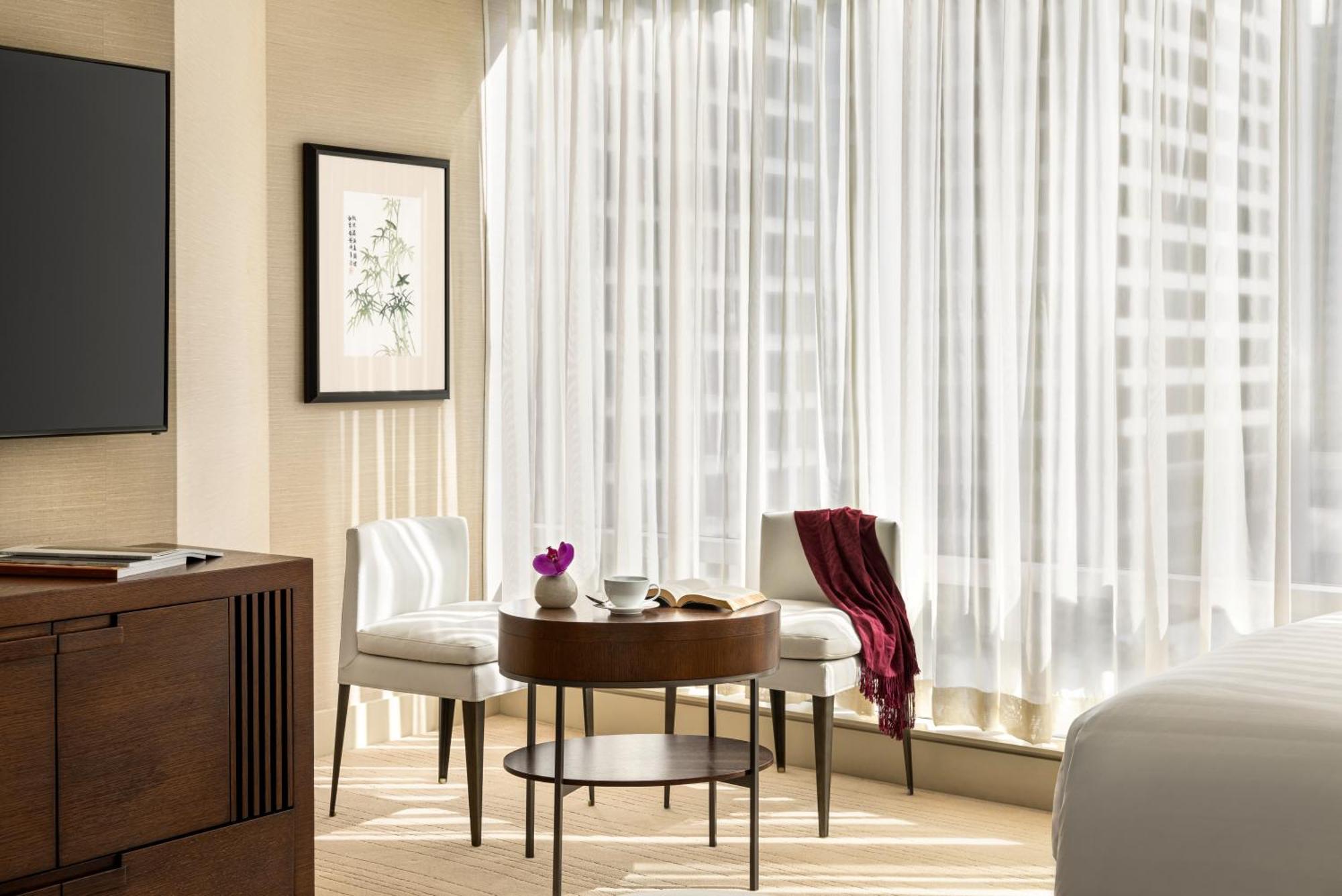 Hotel Shangri-la Vancouver