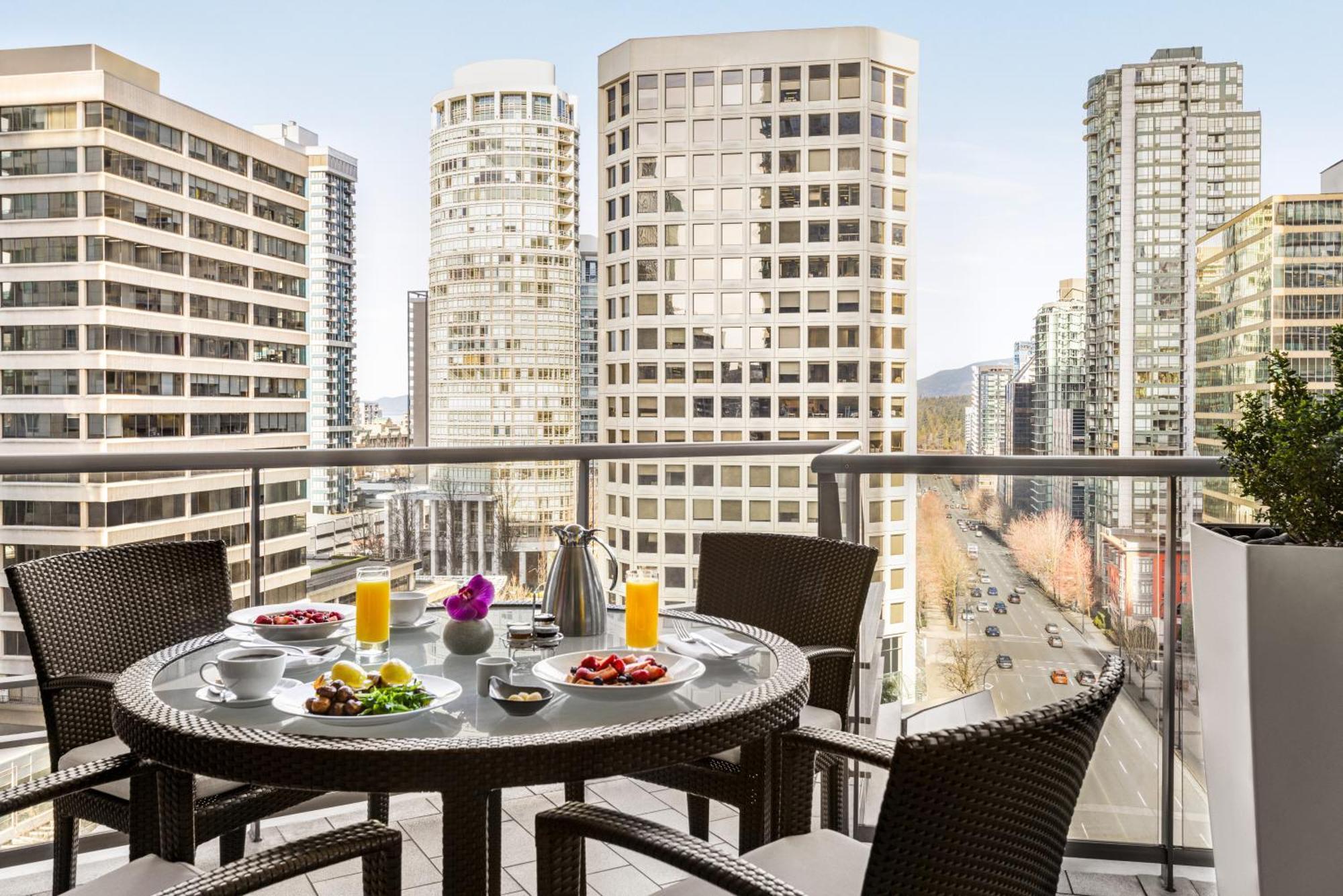 Hotel Shangri-la Vancouver