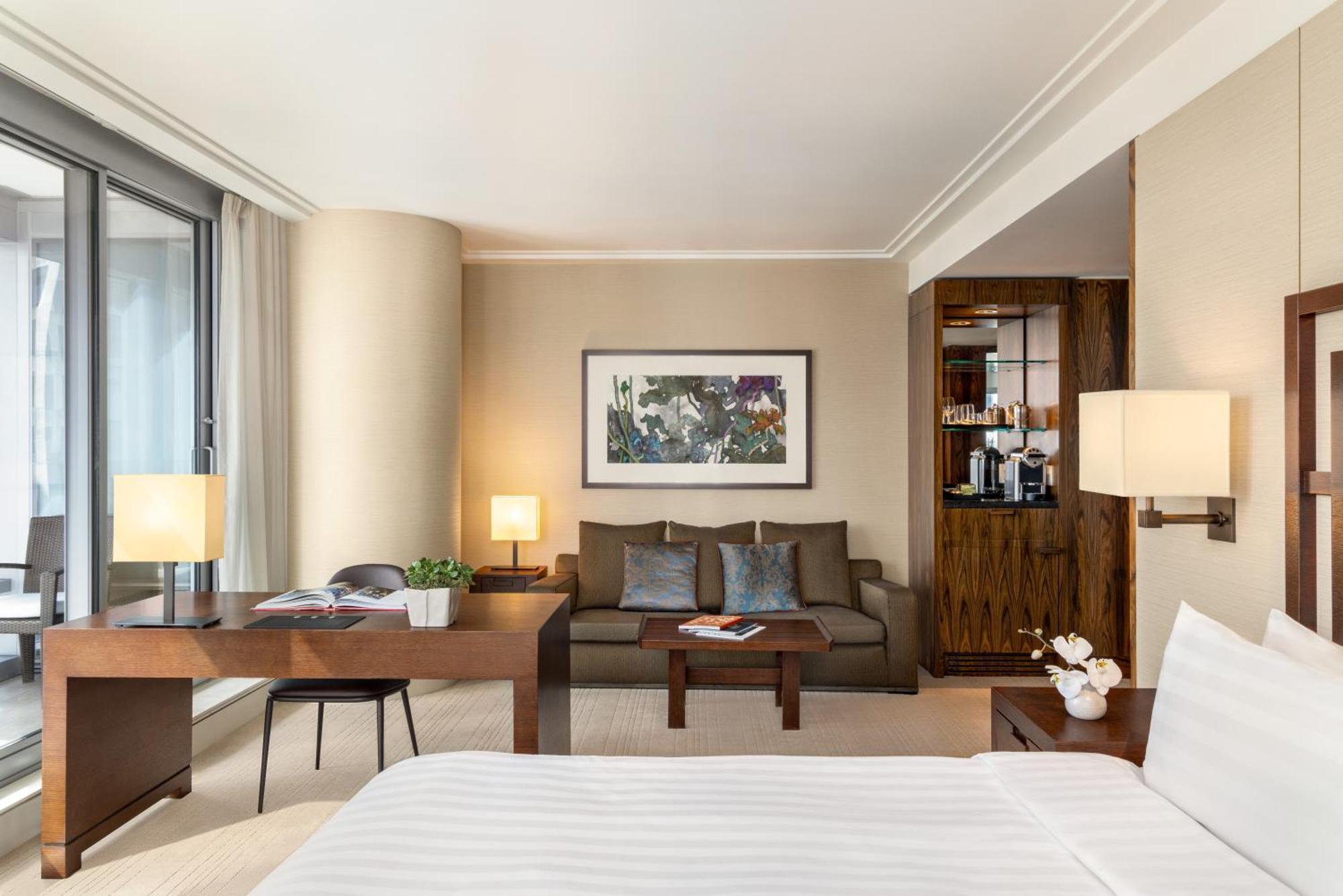 Hotel Shangri-la