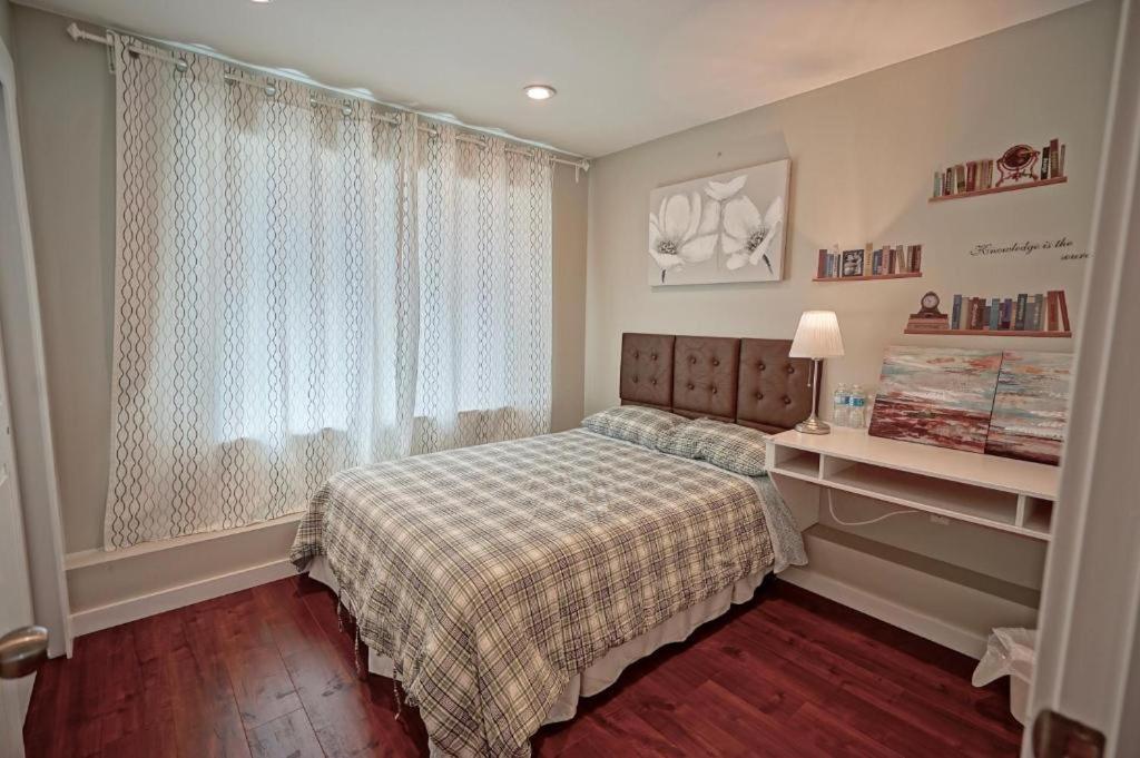 Eve's House 3 Bedrooms Near Yvr Dt Ubc Homestay *