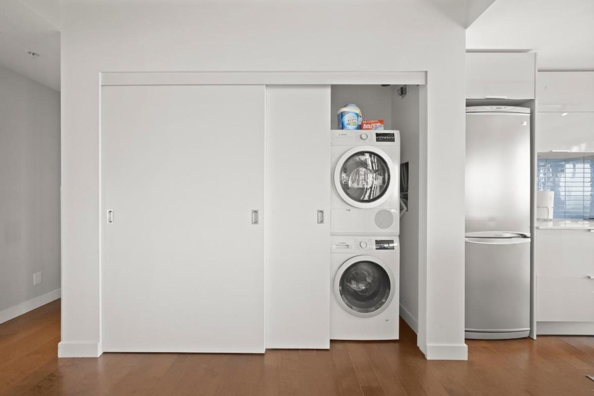 Modern Luxury Retreat In Vibrant Gastown With Parking Holiday home *