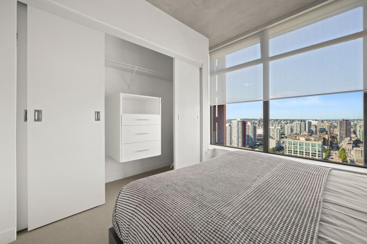 Modern Luxury Retreat In Vibrant Gastown With Parking * Vancouver