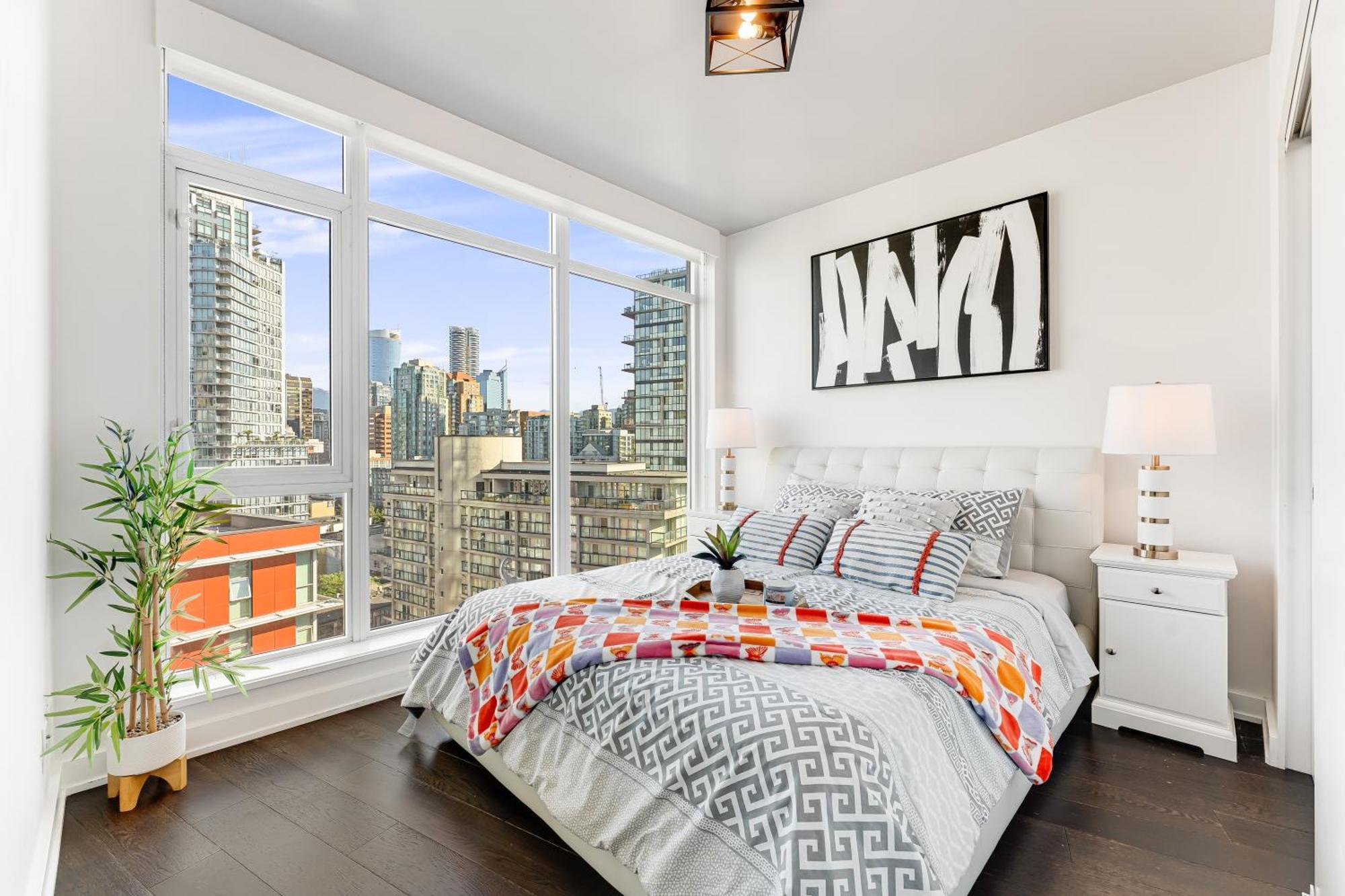 Luxurious 2-bedroom Retreat With Panoramic Cityscape * Vancouver