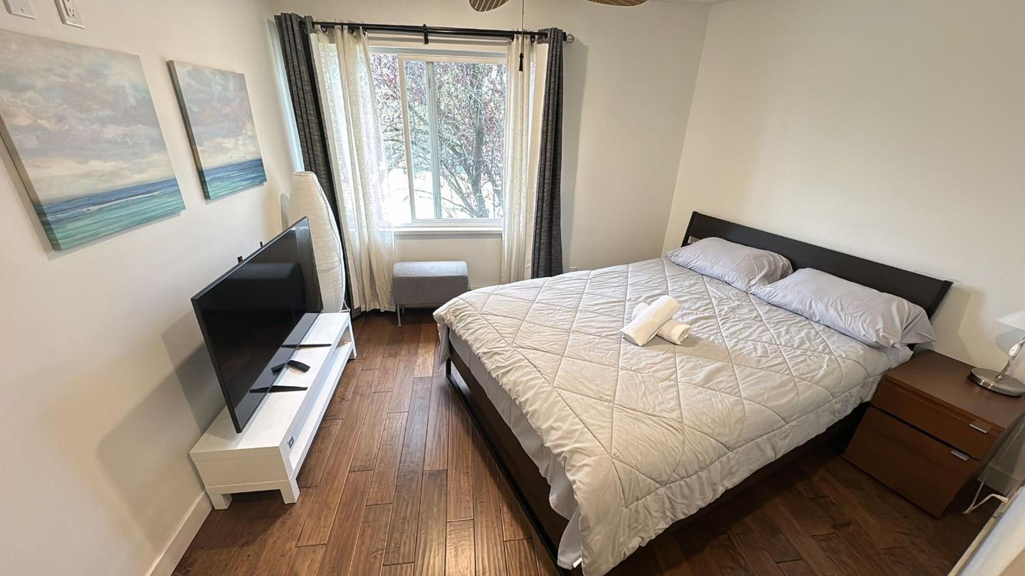 Villa 5 Mins Walk To Skytrain Station