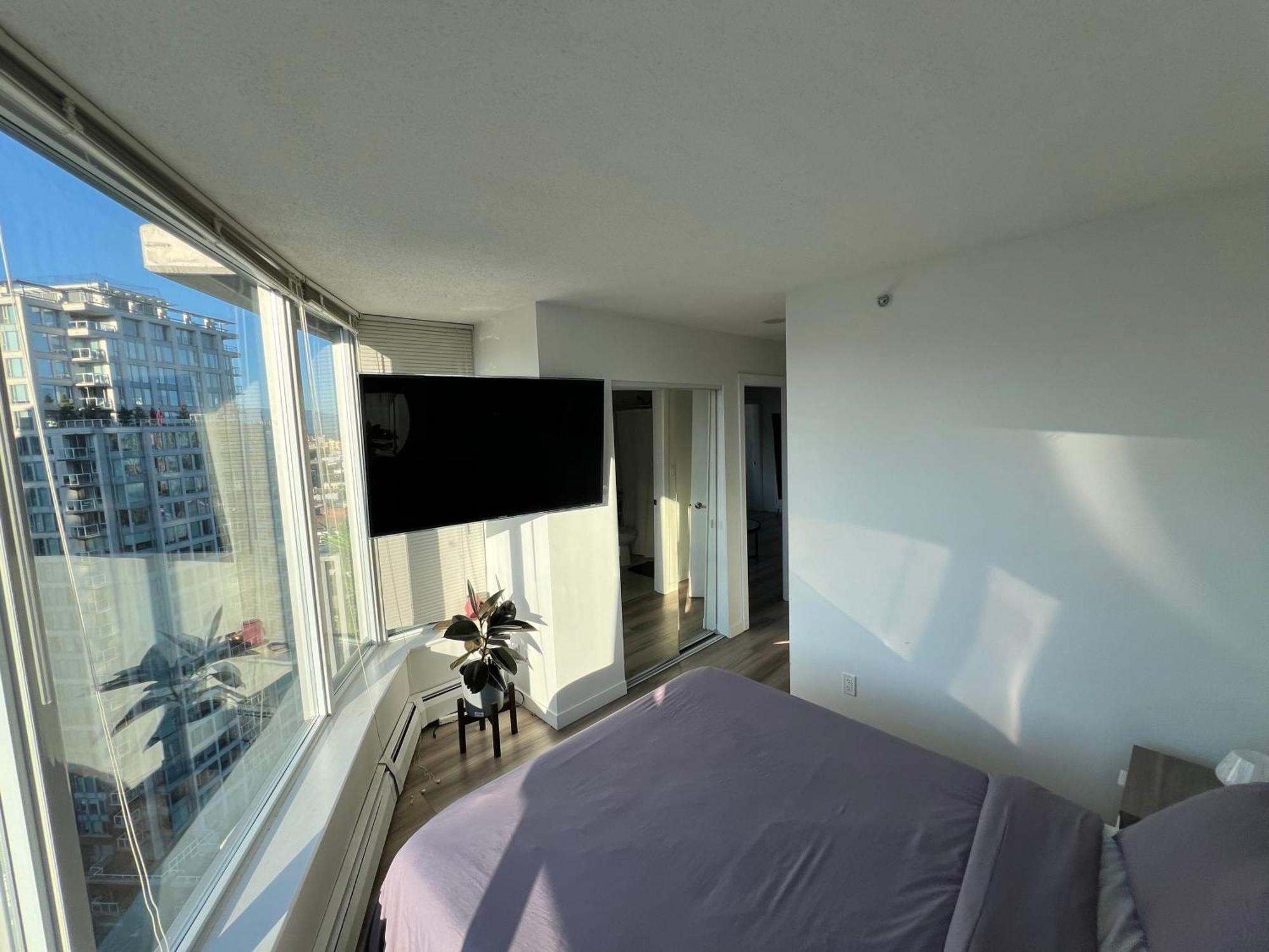 Luxury With Jacuzzi Pool & Sauna In Prime Location