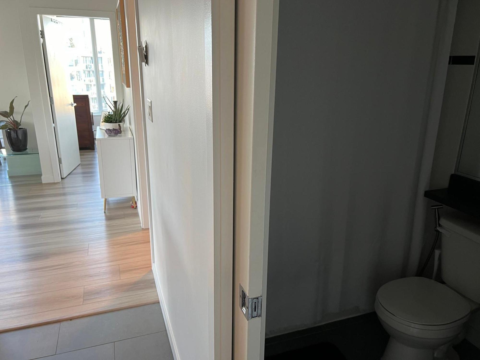 Luxury With Jacuzzi Pool & Sauna In Prime Location Apartment