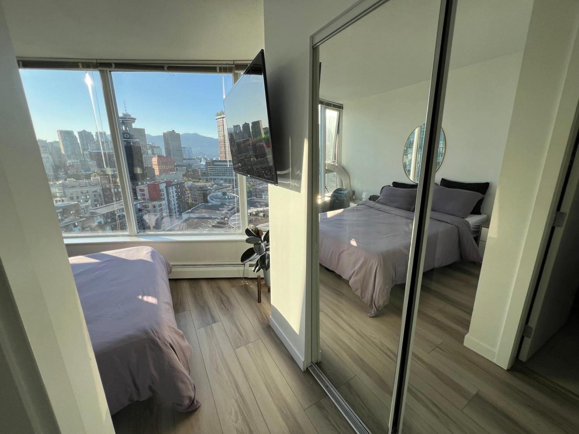 Luxury With Jacuzzi Pool & Sauna In Prime Location Apartment