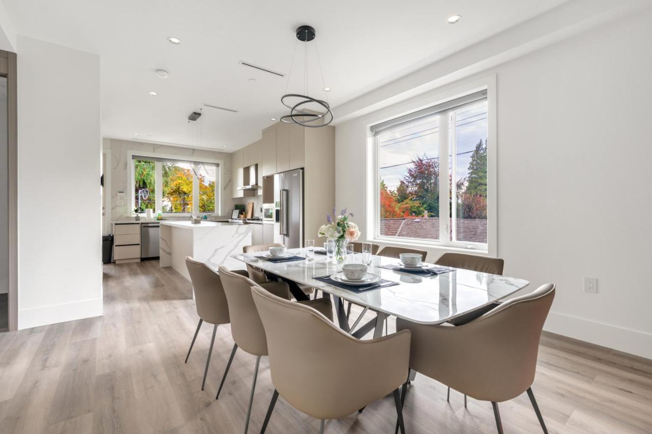 Holiday home Charming And Modern Retreat In Trendy 42nd Avenue Neighbourhood *
