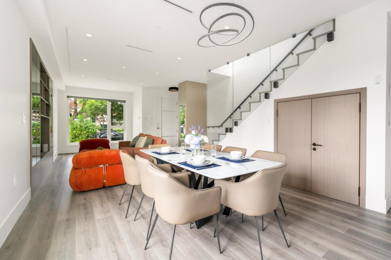Holiday home Charming And Modern Retreat In Trendy 42nd Avenue Neighbourhood *