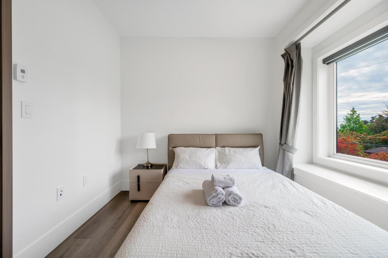 Holiday home Charming And Modern Retreat In Trendy 42nd Avenue Neighbourhood