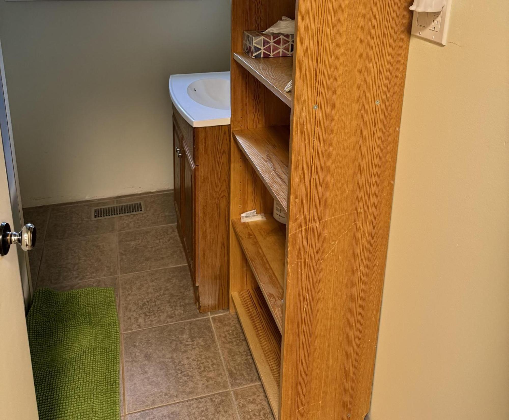 Comfort Near Subway Station, Bus And Downtown *