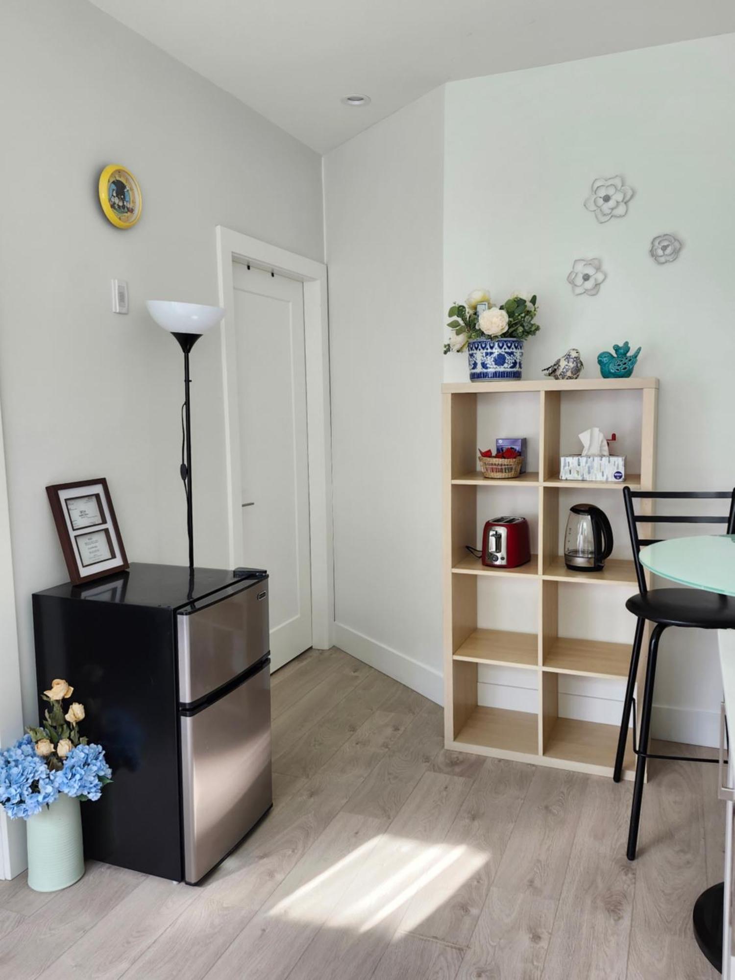 Holiday home Cozy Private Near Yvr Airport