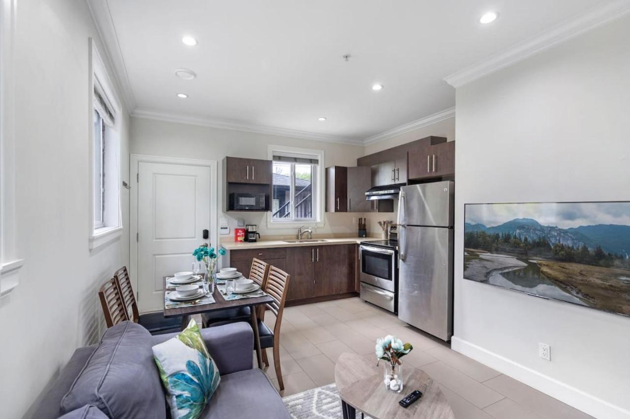 Main Street Minutes From Qe Park *