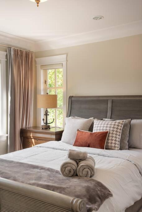 Luxury 4 Beds Ocean-view House Center Of *
