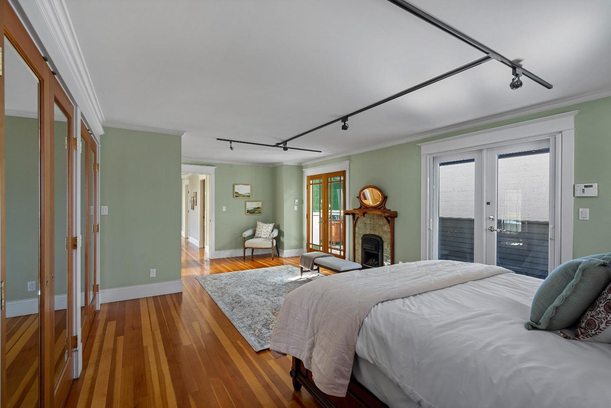 Holiday home The Heritage - Mount Pleasant Vancouver