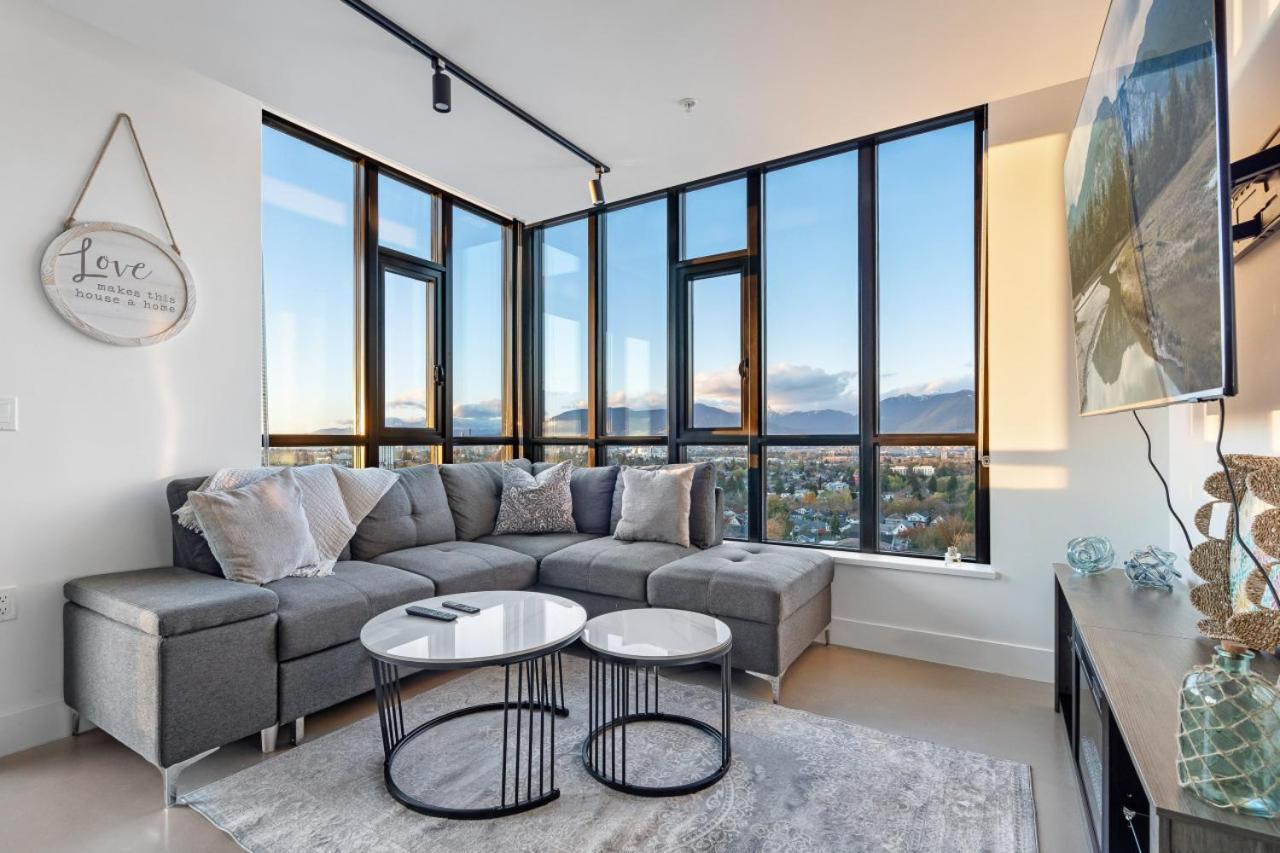 Stylish & Modern 2-bedroom
