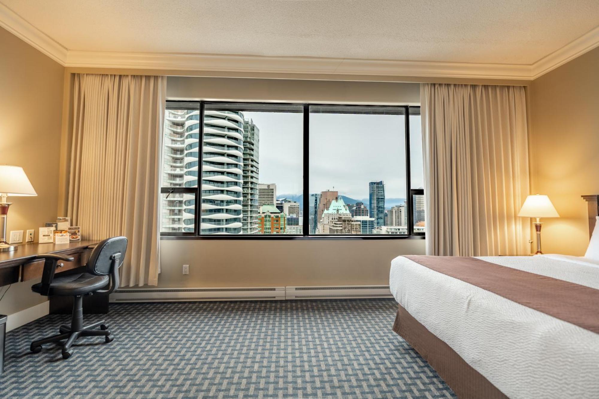 Century Plaza Hotel Vancouver